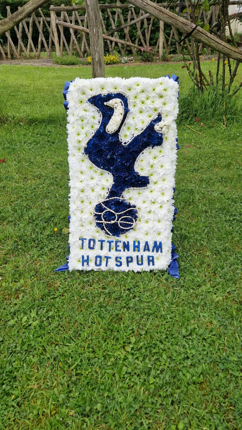 Tottenham badge